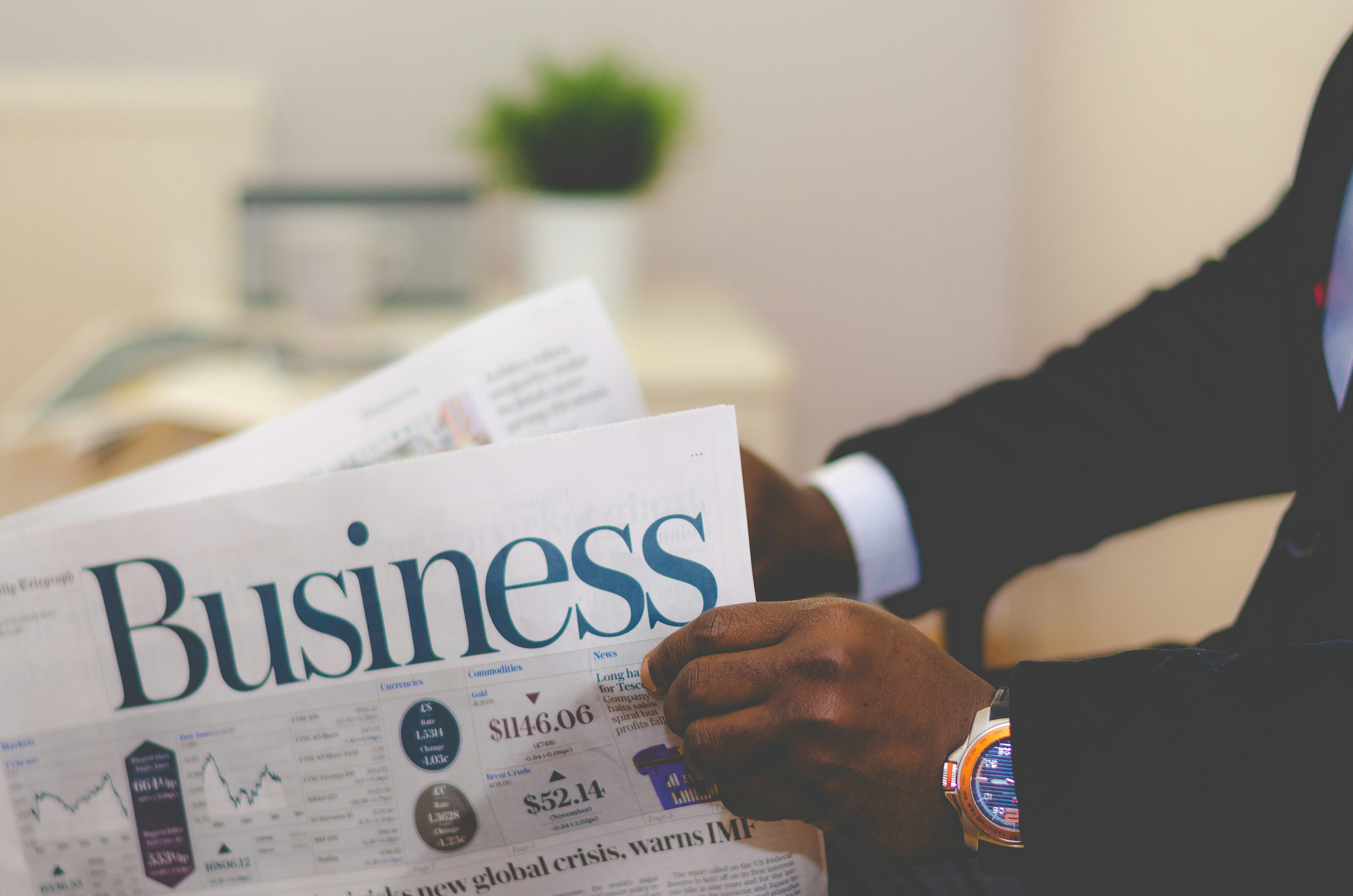 Membangun Competitive Advantage Melalui Keputusan Investasi: Strategi Menciptakan Keunggulan Kompetitif yang Berkelanjutan